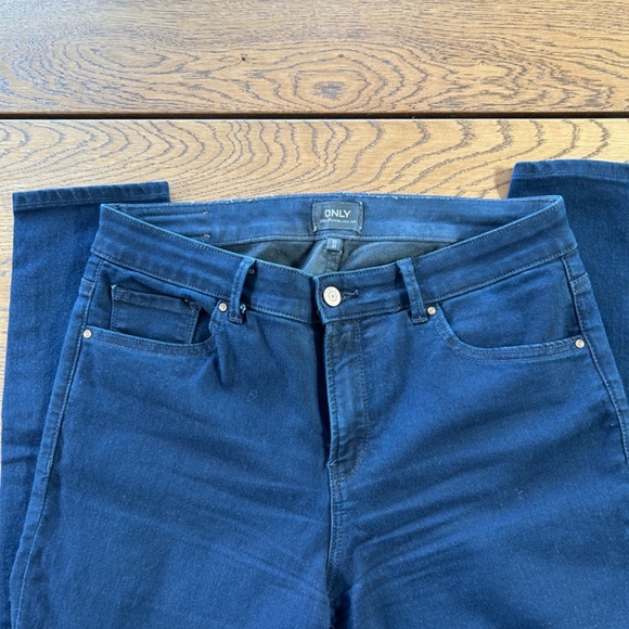 Jeans - Picture 2 of 2